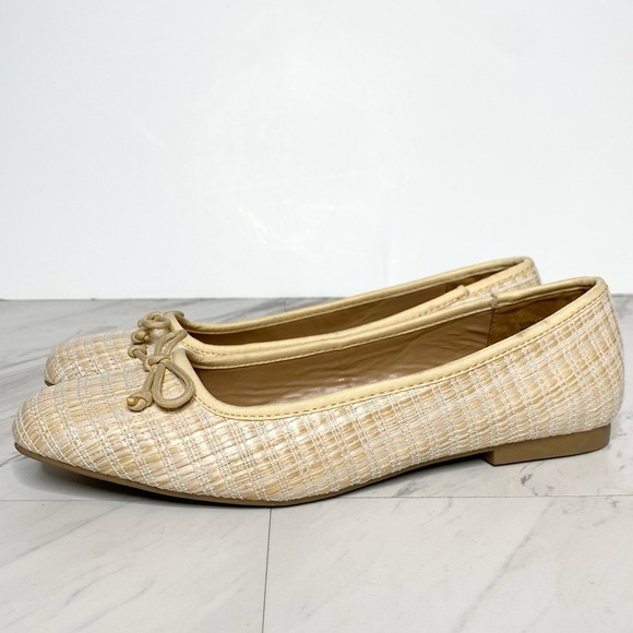 Steve Madden Seemly Natural Raffia Woven Ballet Flat 9M - Picture 1 of 14
